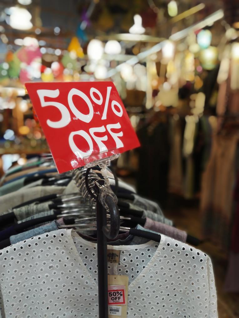春夏衣料SALE！