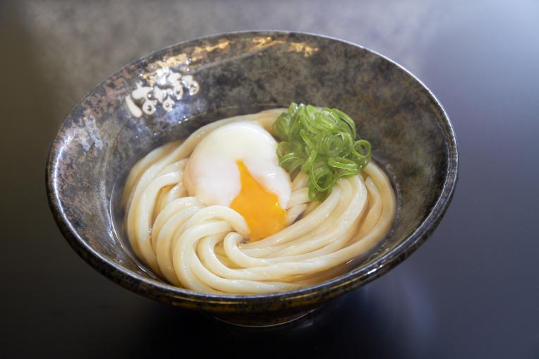 讃岐うどんのセルフサービスのお店です。
