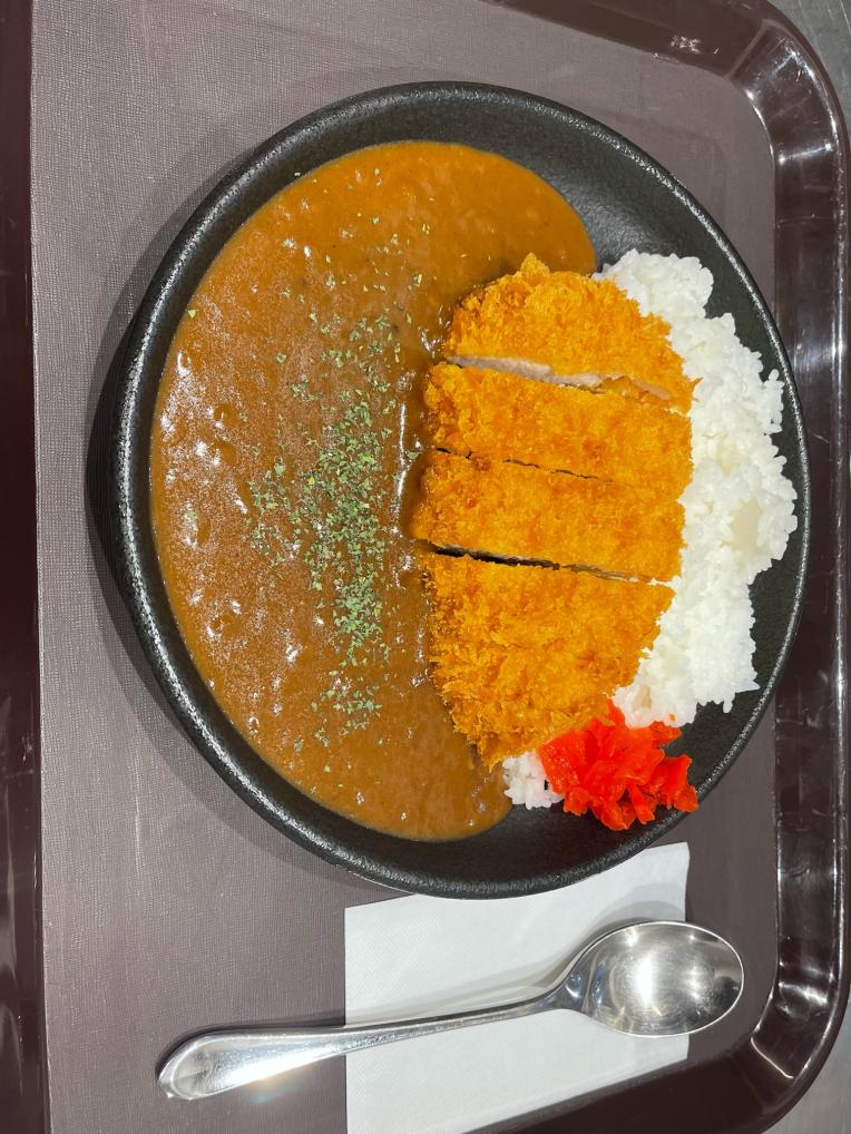 夏はやっぱりカツカレー！